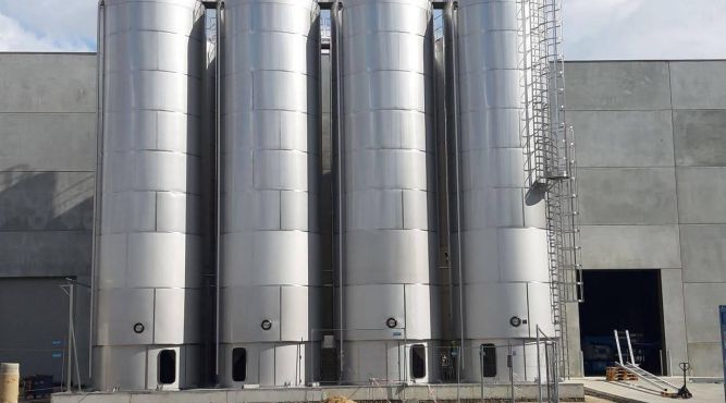 System sterowania, rurarze oraz produkcja zbiorników