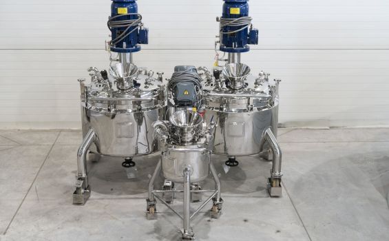 Spezialtanks für Pharma- und Kosmetikindustrie